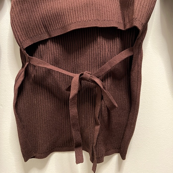 Aritzia Scult Knit Tie Back Sweater Medium Brown - Picture 3 of 5